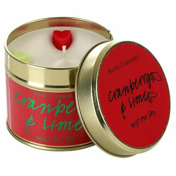 Lumanare parfumata Cranberry & Lime Bomb Cosmetics, 250g